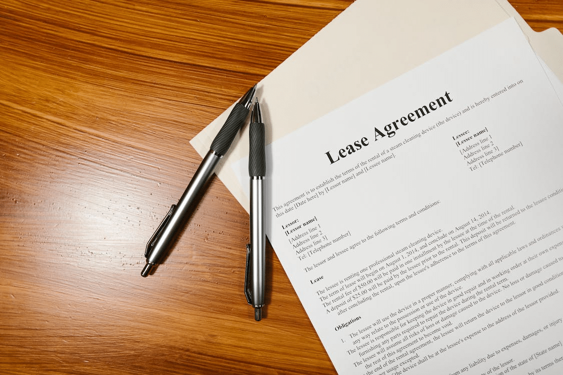 An image of a lease agreement for an office in Dubai.